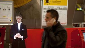 FreedomPop пуска на пазара криптиран Сноудън телефон