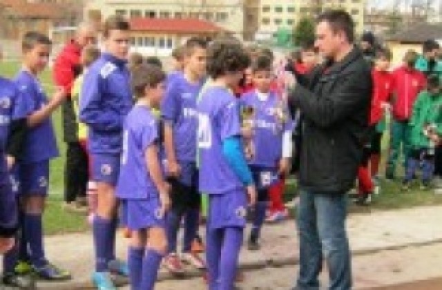 Над 120 деца в първото издание на Детски футболен турнир за Купа „Трети март”