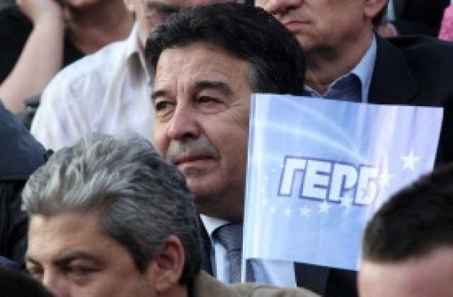 ДПС поздрави Локо Пд за отстраняването на Узунов