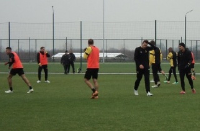Ботев тренира в пълен състав преди мача с Локо Сф