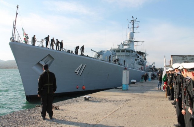 Военното учение в Черно море ще продължи само ден, България участва с „Дръзки”