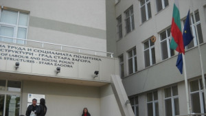 Продължава приемът на документи за работа в Израел