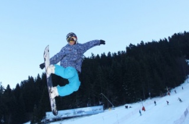 Сноуборд и ски рали във втория ден на Университетските игри