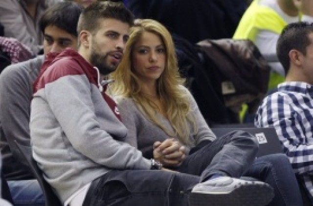 Пике забранява на Шакира да се снима с красиви мъже