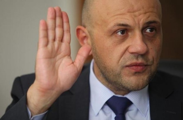 Томислав Дончев отваря европейски информационни офиси в страната