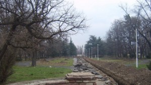 Напредва реконструкцията на парковете Розариум и Тюлбето