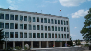 Община Раднево може да ползва разширения гробищен парк