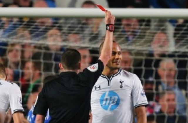 Тотнъм отмени червения картон на Кабул