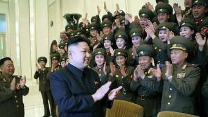 Всички до един гласуват за Ким