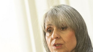 Маргарита Попова България има нужда да обича своите големи исторически
