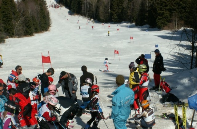 Условия за ски в Осоговската планина