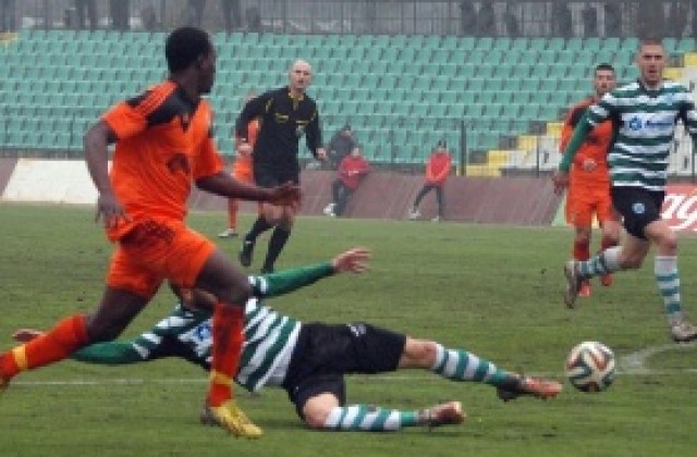 Безголов мач даде началото на плейофите в А група