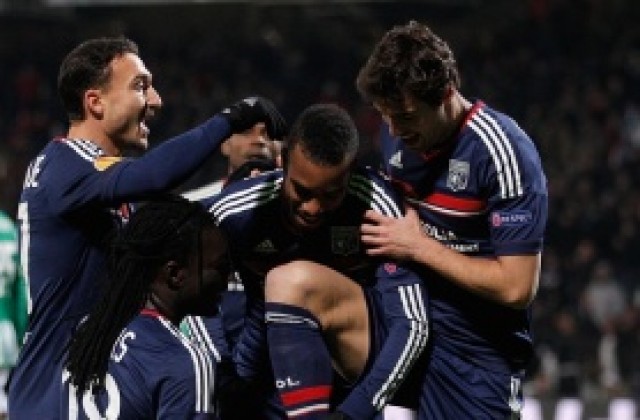 ВИДЕО: Лион писа четворка на чехи, АЗ надви Анжи