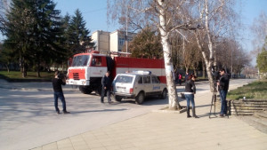 Мъж стреля от къщата си в Лясковец убит е полицай