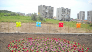 Правят първа копка на къщички за деца от социални домове