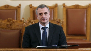 Цветлин Йовчев няма да подаде оставка заради операцията в Лясковец