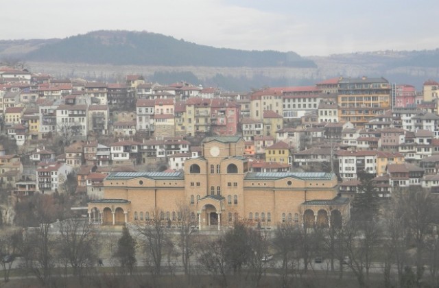 Монтират павета край Асеневци, панорамно огледало подобрява видимостта на Зеленка