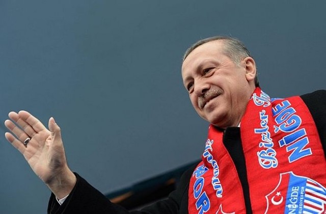 Повдигнаха обвинения на 21 души за корупционния скандал в Турция