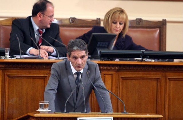 Венцислав Лаков: Позицията за Крим на външния министър е без подкрепа от Народното събрание