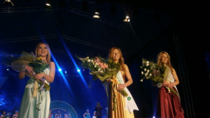 Подгласничките на Девойка Кюстендилска пролет Много голяма емоция и прекрасен