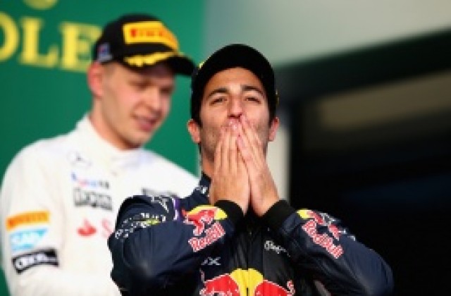 Рикардо заплашен от наказание, очаква решението на стюардите