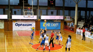 Дунав 8806 надви Монтана 2003