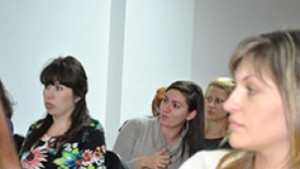 Сто бъдещи майки и татковци са посетили русенското училище за