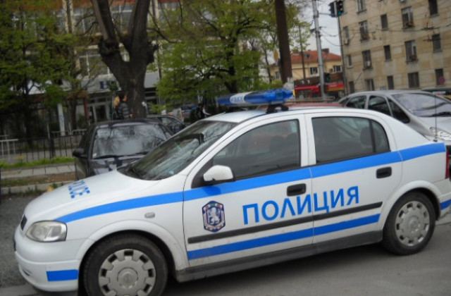 Шофьор поиска алкохолна проба за полицаи
