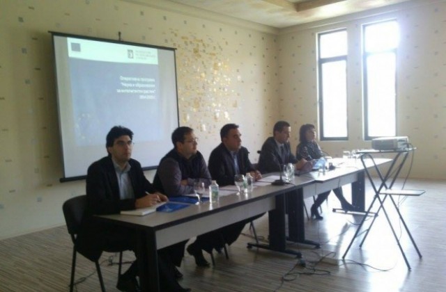 Общините изготвят планове за интеграция на ромите