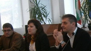 5 000 души от програмите за заетост стават служители на