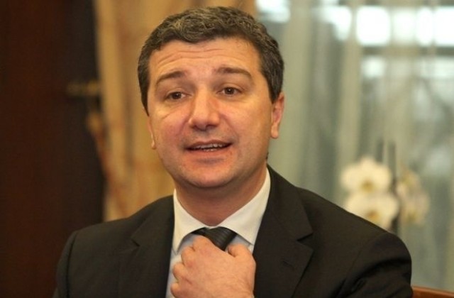 Изтича срокът за разплащане на ЕРП-тата с НЕК