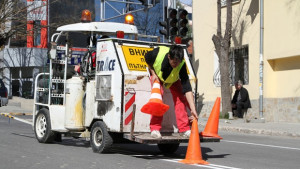 Започва поставянето на хоризонталната улична маркировка