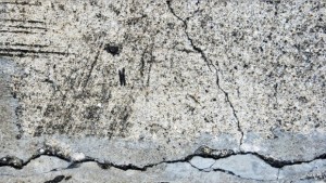 Пукнатини и течове в детска градина откри ДНСК