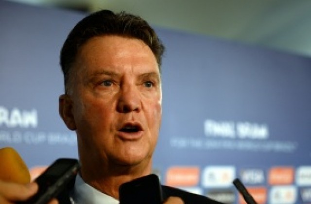 Ван Гаал: Искам да работя в Англия