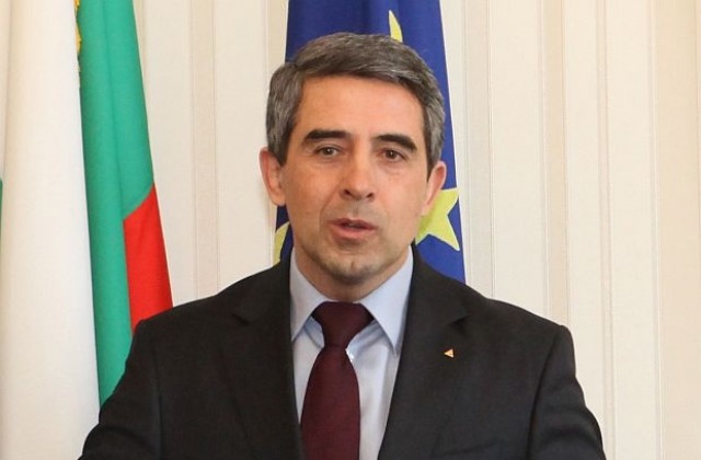 Плевнелиев призова за силен и независим енергиен регулатор