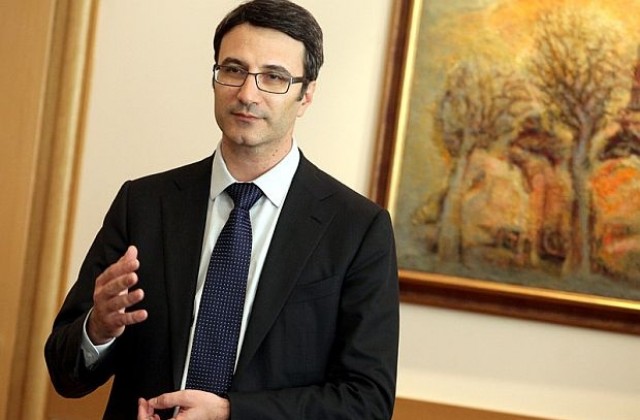 Трайков: Токът би поскъпнал, ако ЕРП-тата станат държавни