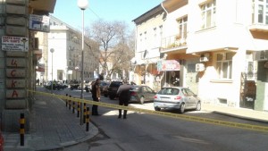Детонираха бомбата до колата на адвокат Божикова
