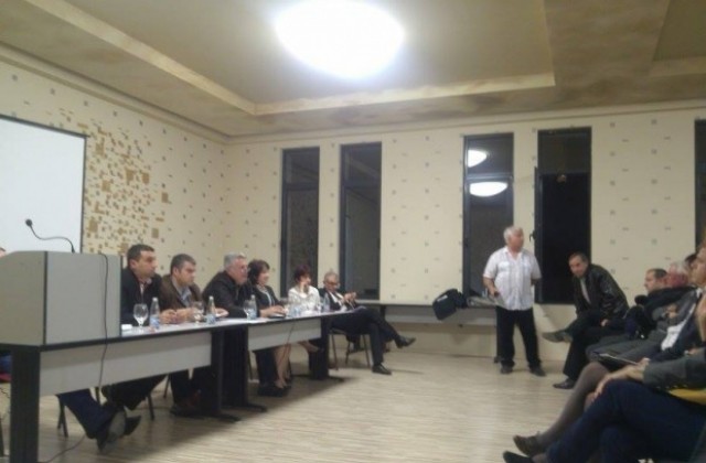 Конференцията отново скара БСП