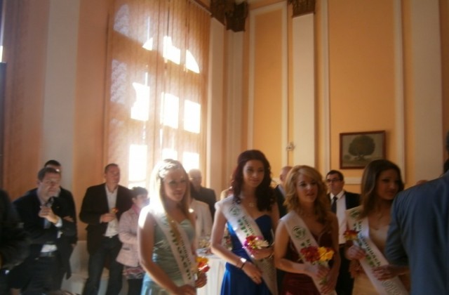 Даниела Бобева: Вярвам в икономическият потенциал на Кюстендил