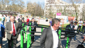 Първанов Институциите са в пълна конфронтация