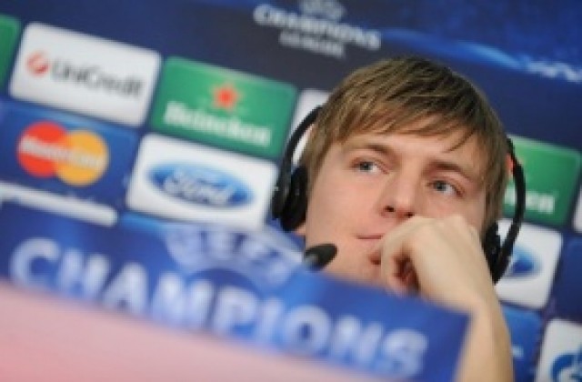 Тони Кроос се подиграва на Юнайтед