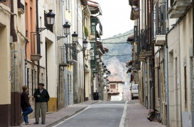 Испанско село привлича жители, като подарява къщи