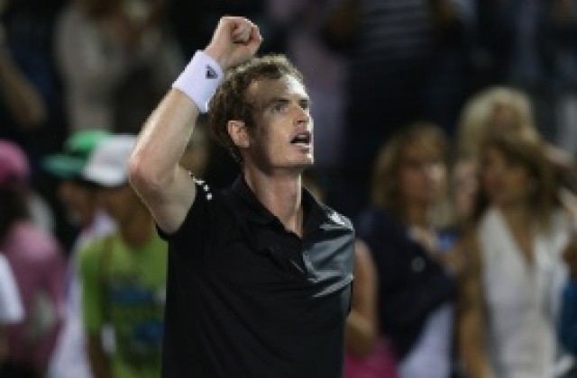 Мъри започна с труден обрат в Маями