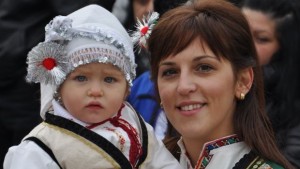Разлог събира 1000 носии на едно място