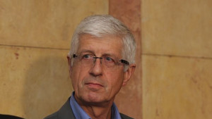 Овчаров Сегашната цена на тока може да издържи до изборите