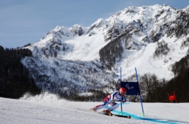 Лавина помете ски център в Сочи, уби двама