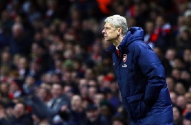 Робер Пирес удари рамо на Венгер