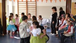 Откриха Дневния център за възрастни хора с увреждания в Казанлък