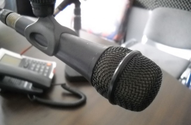 „Басейн“ – номер 1 в класацията „НОВО 10+2“ на БНТ2