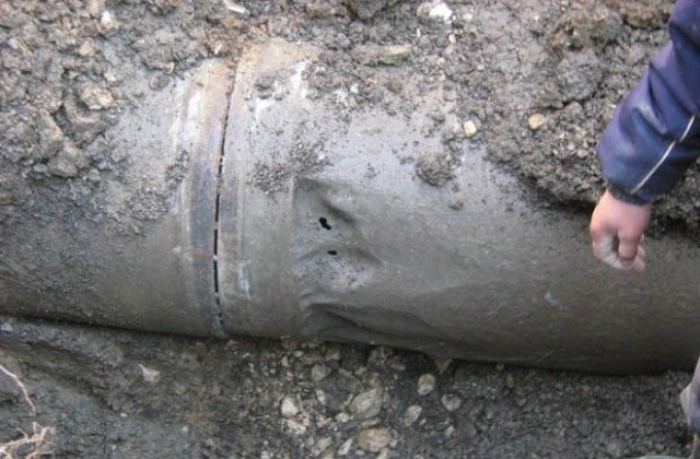 Спукан водопровод спря трафика по бул. Цар Борис III